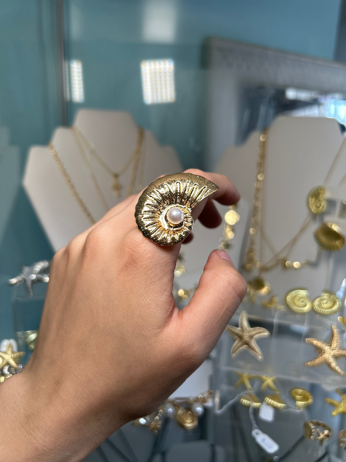 Pearl seashell