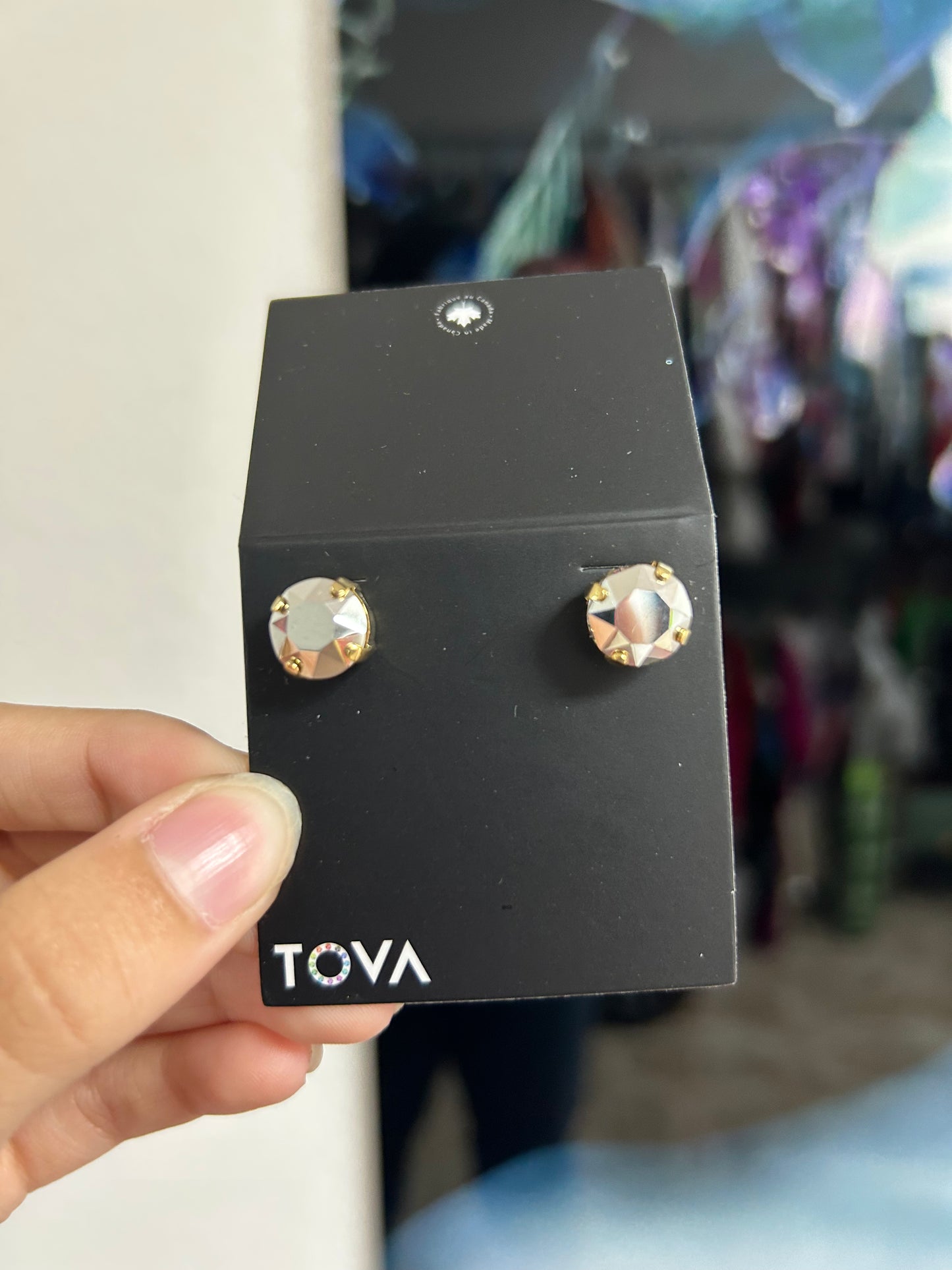 TOVA STUDS METALLIC