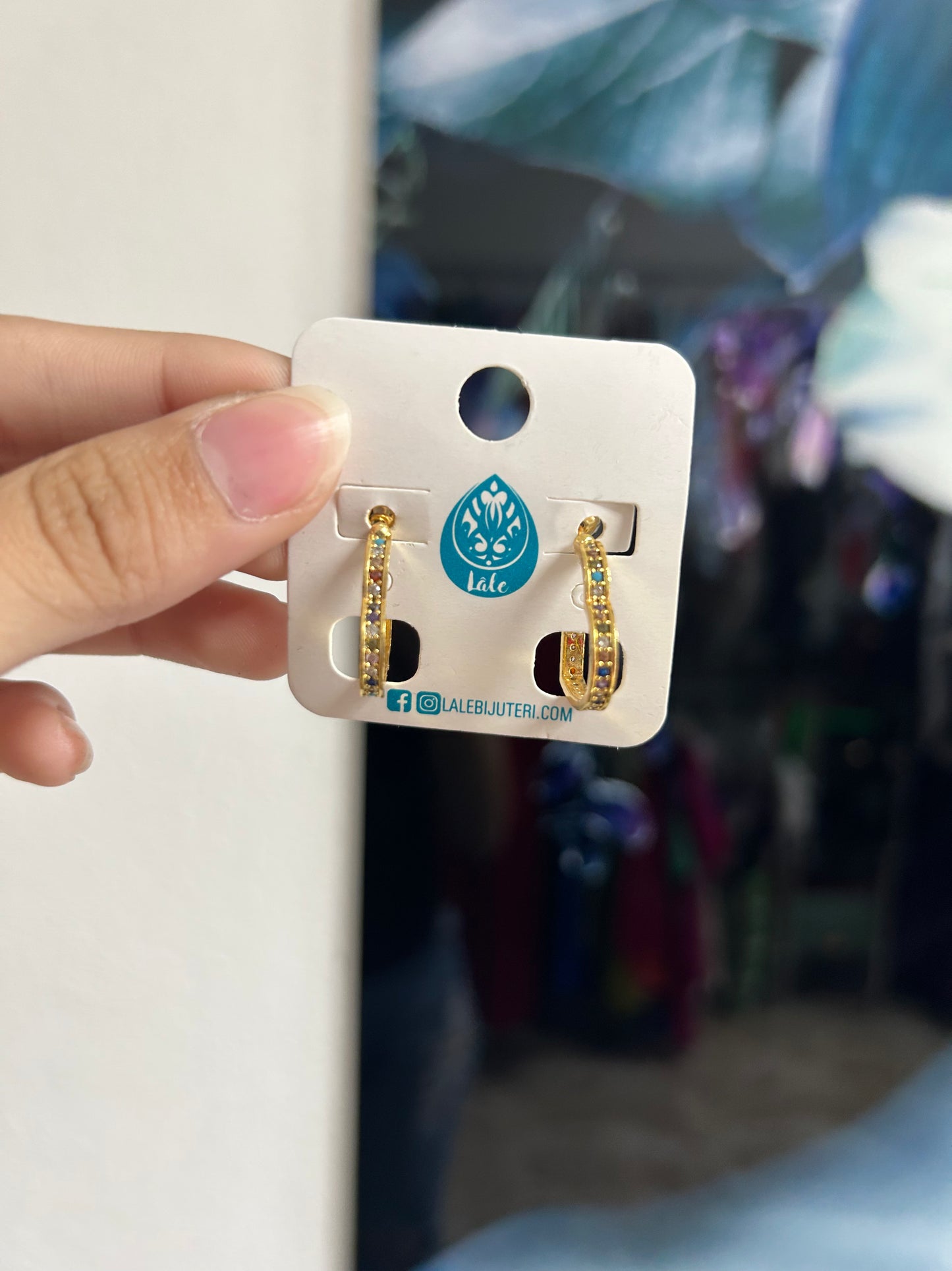Lále Heart Earrings