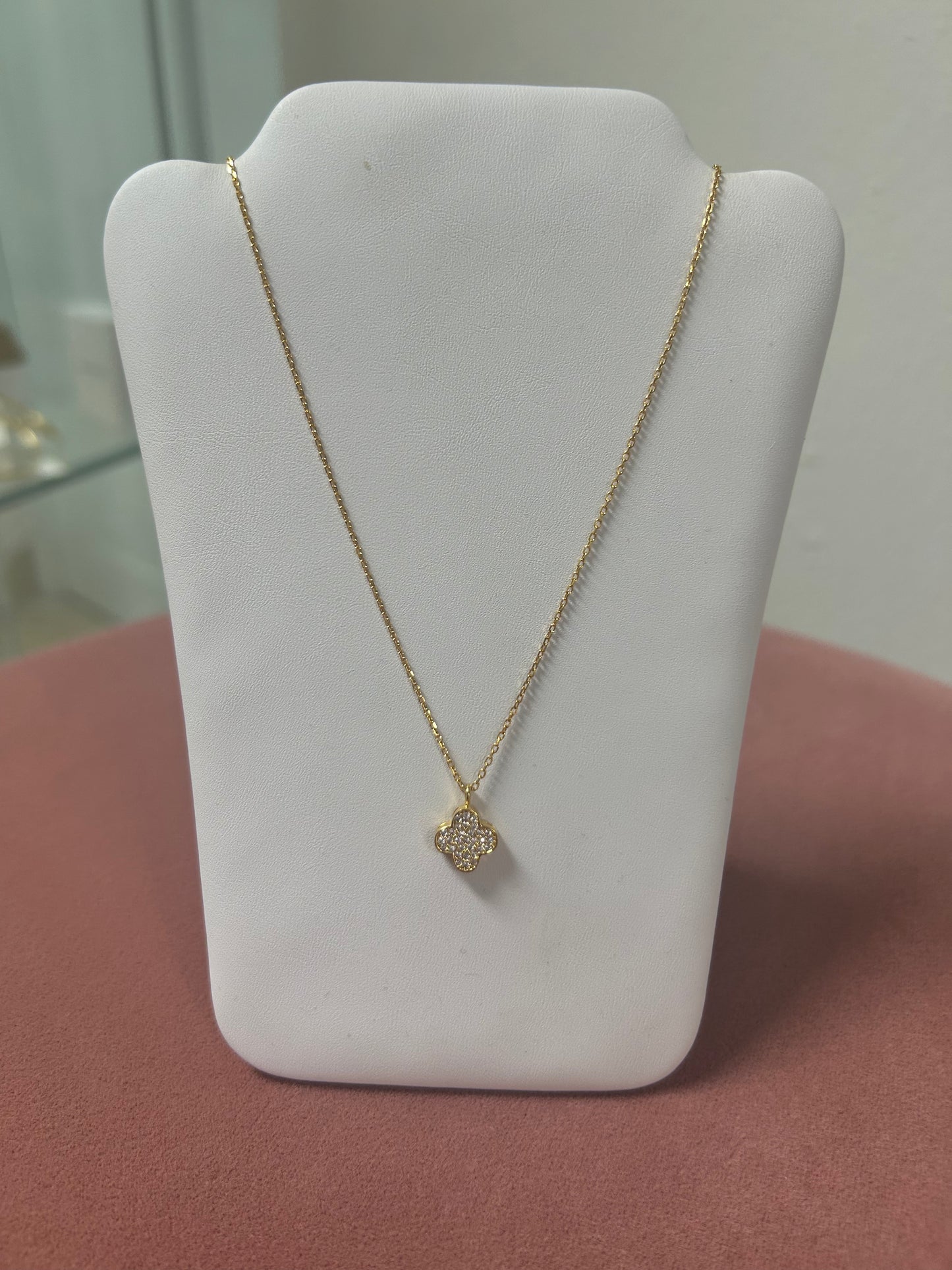 Simple Flower Necklace