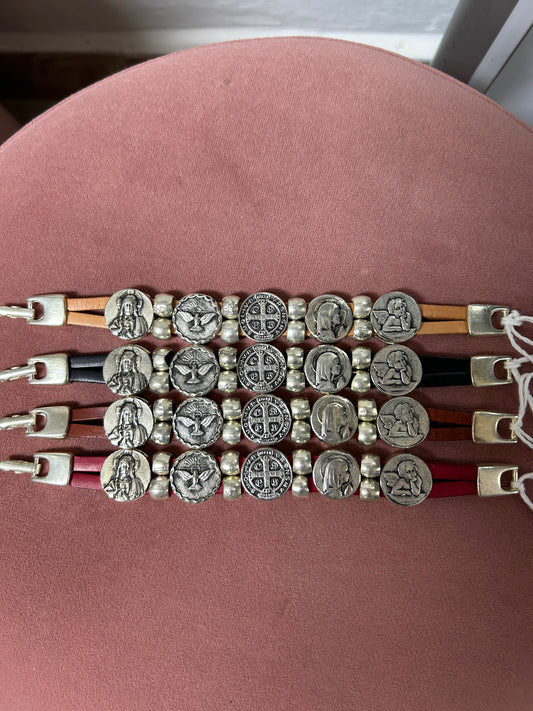 Token leather bracelet 5