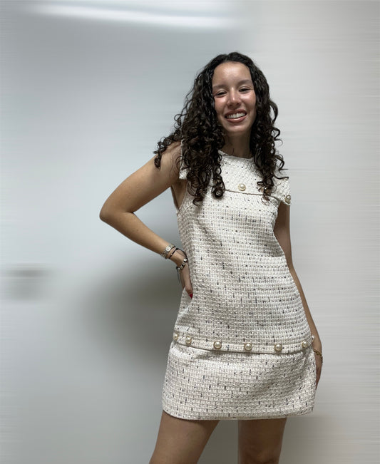 Short cream dress