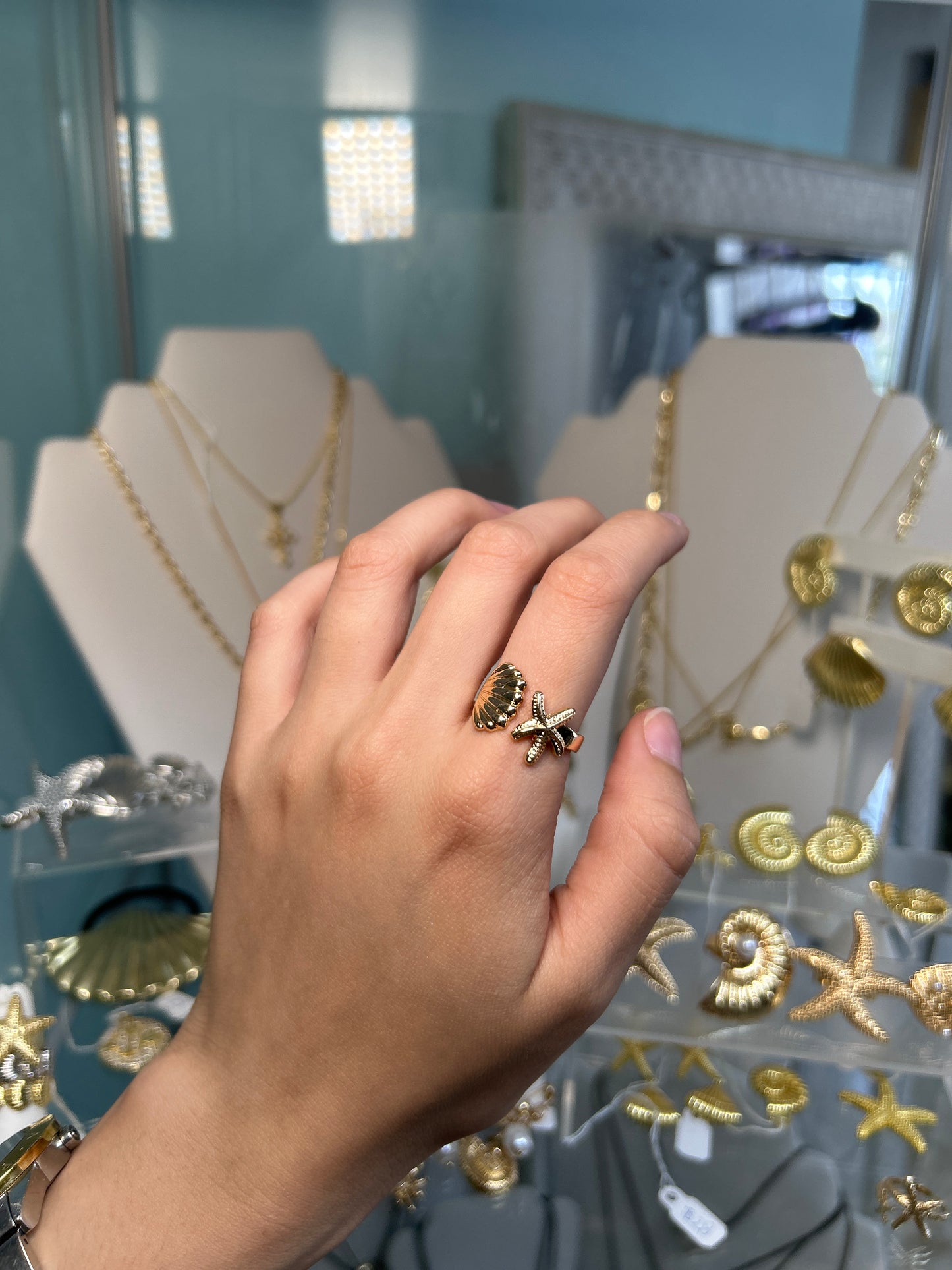 Starfish and seashell ring