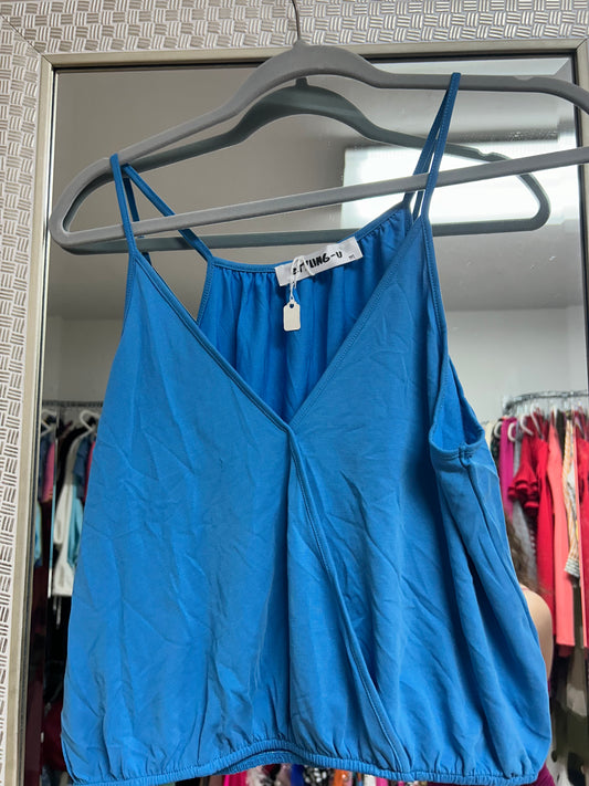Simple blue top