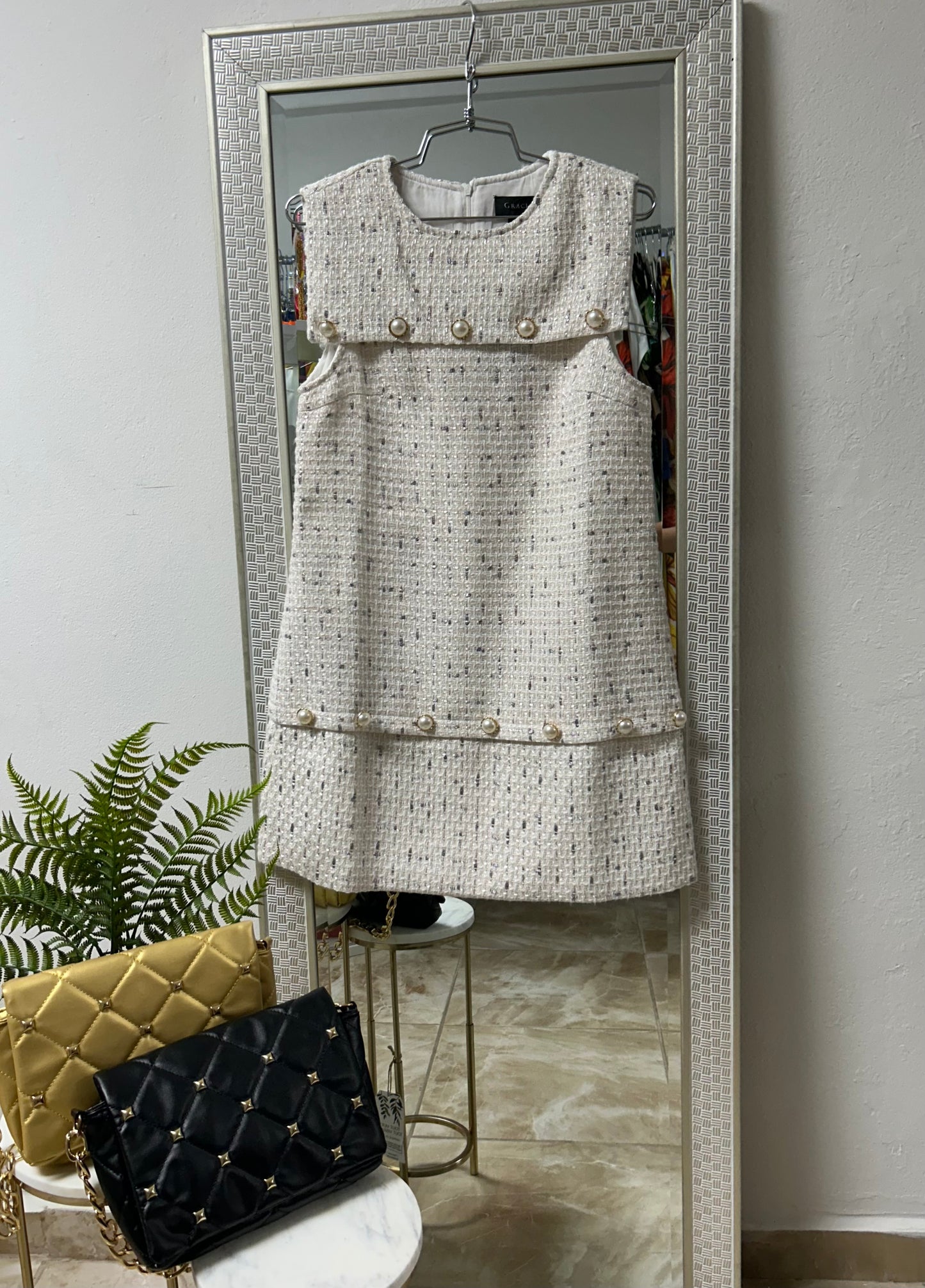 Short cream dress