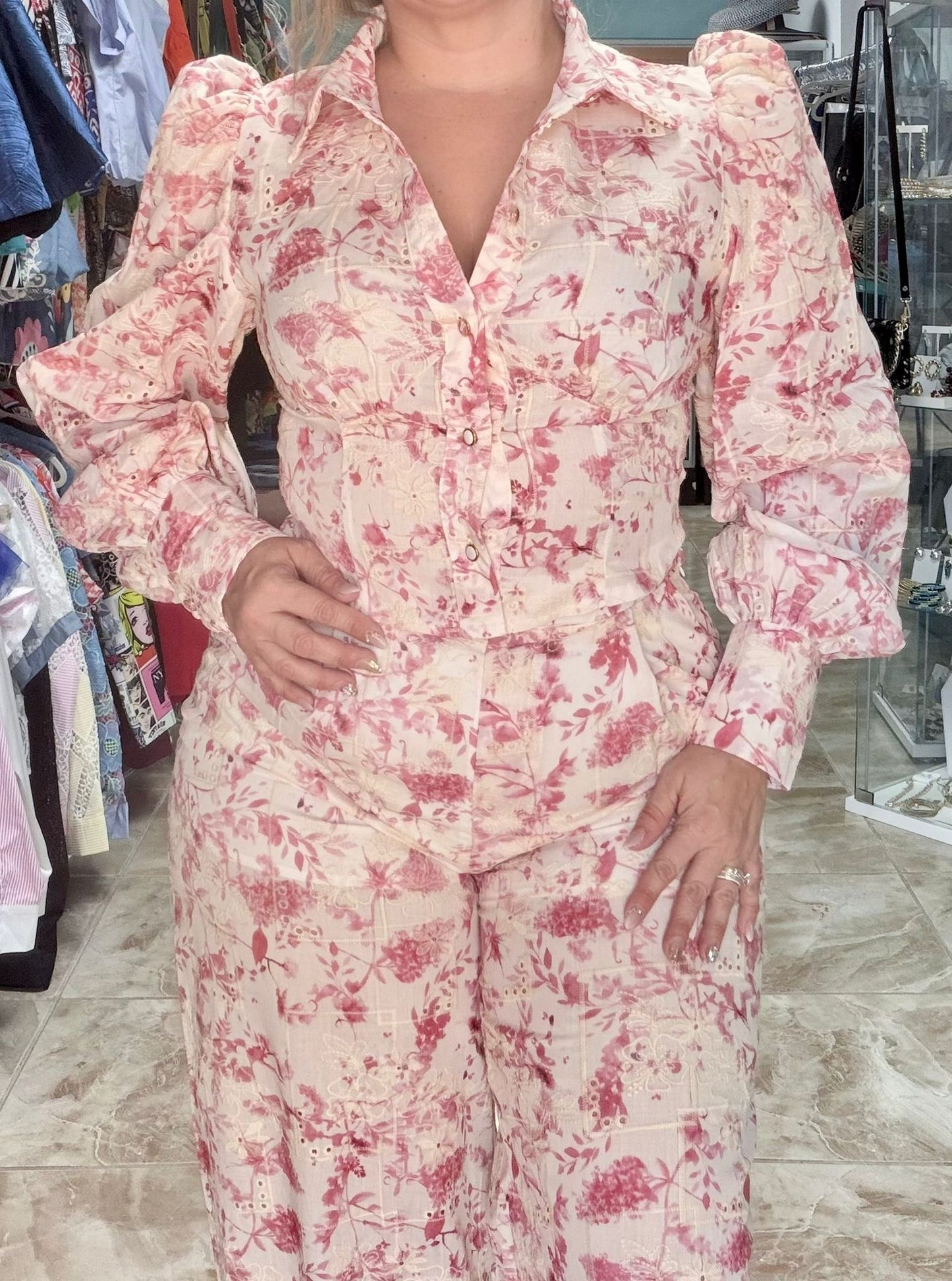 Set White and Pink