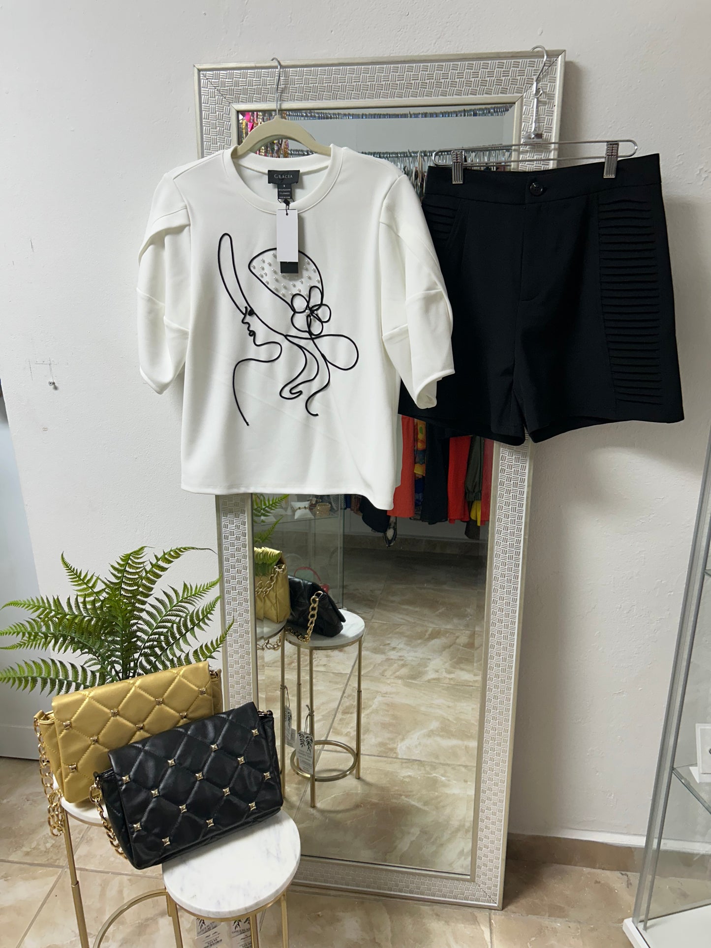 GRACIA WHITE DETAILED TOP