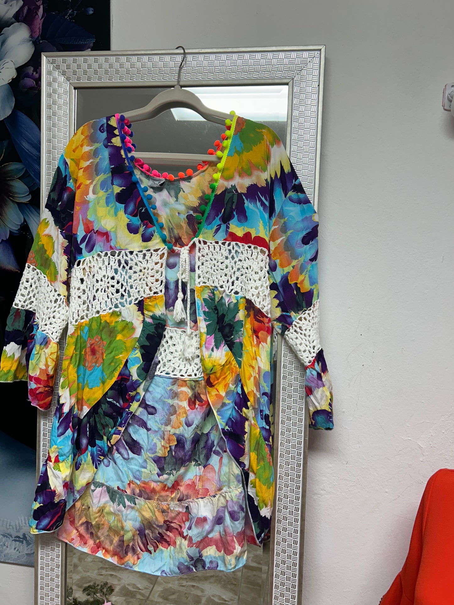 Front tie colorful swimsuit coverup