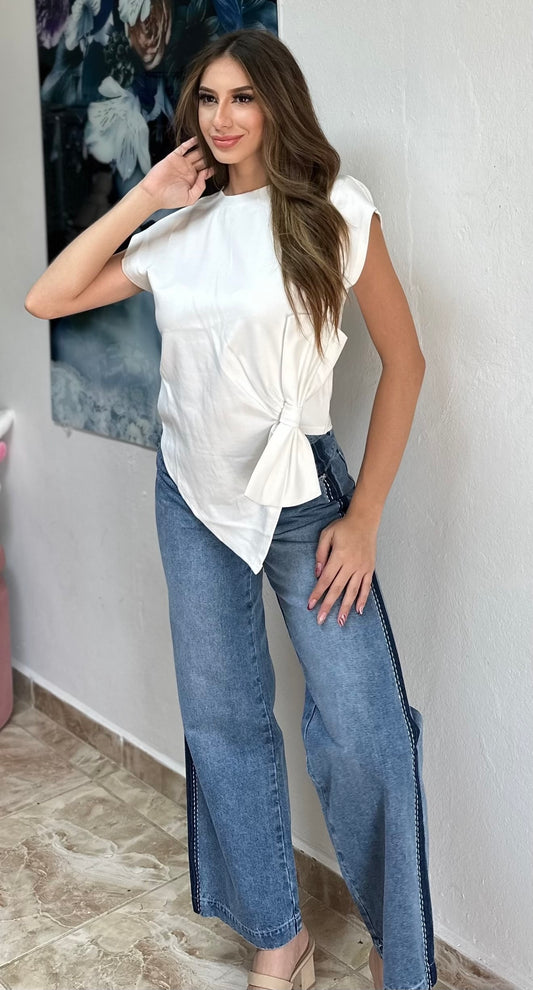 White bow tie top
