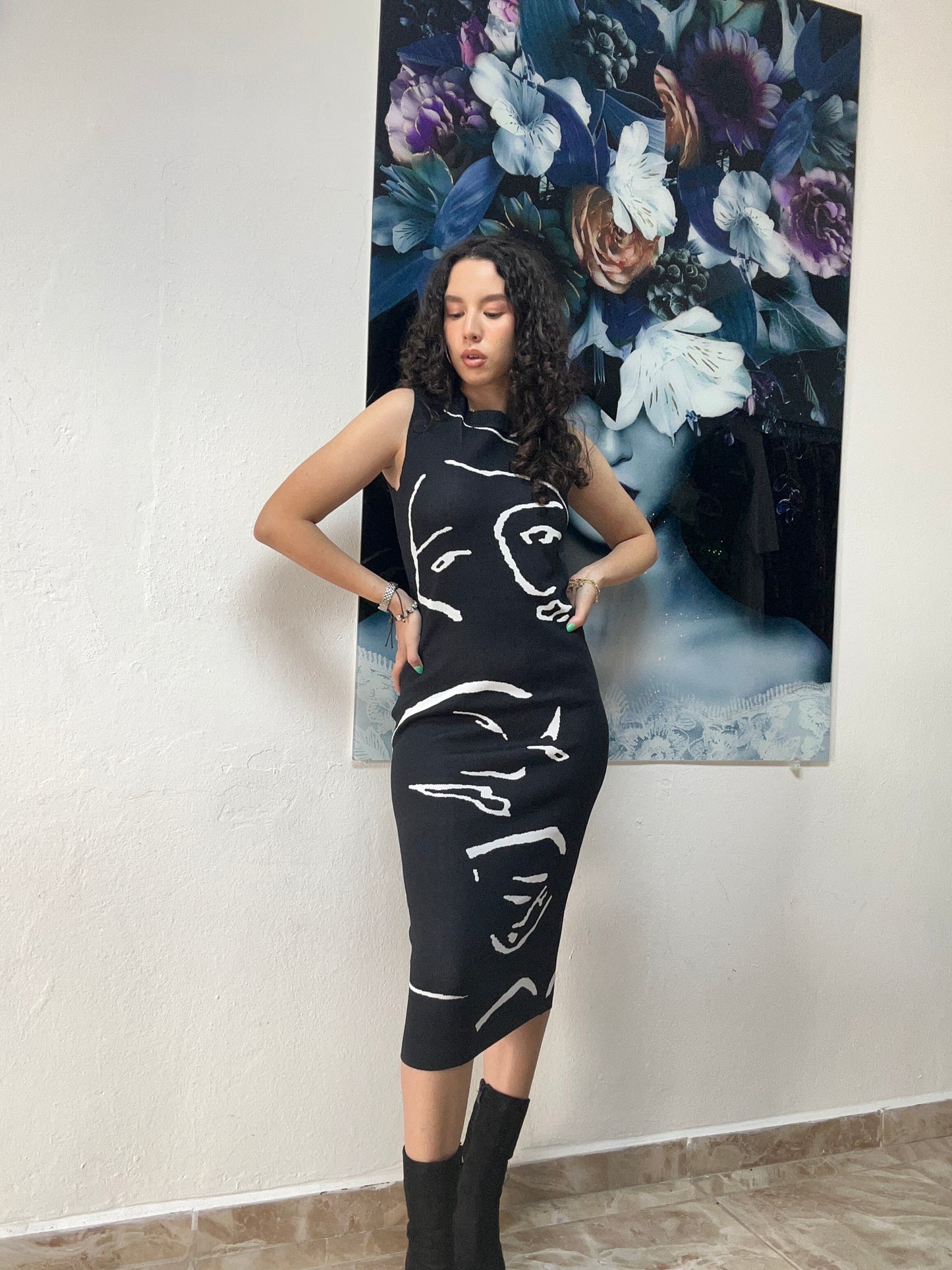 BLACK AND WHITE PRINT DRESS