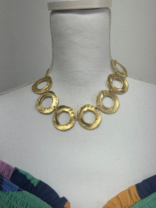Lále Oval Necklace
