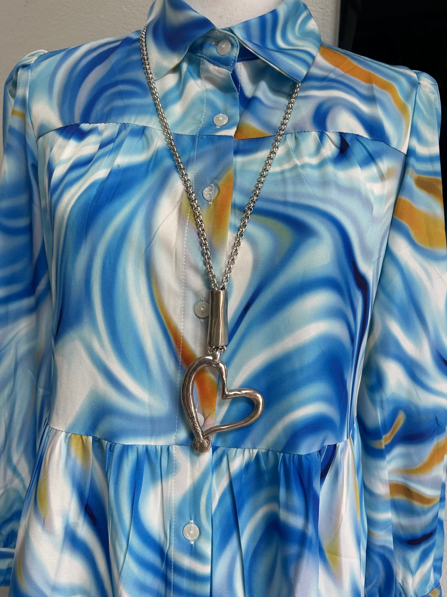 TUCCO TILTED HEART NECKLACE