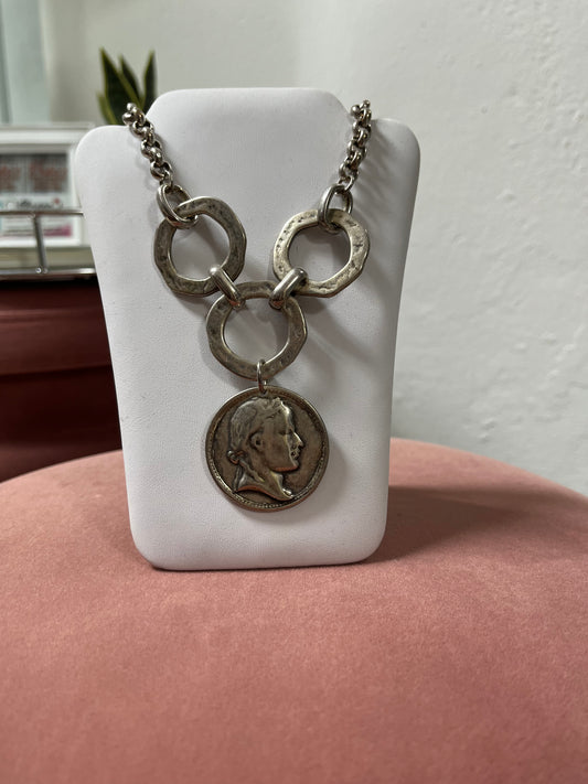 4 SOLES COIN NECKLACE