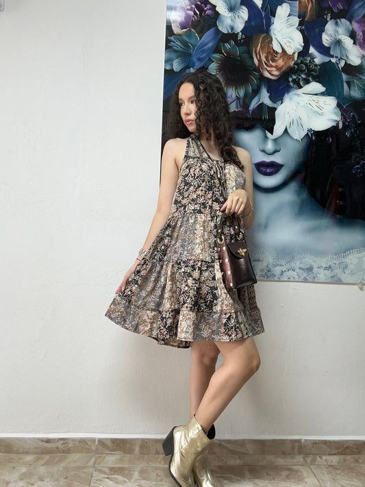 Gold details dress