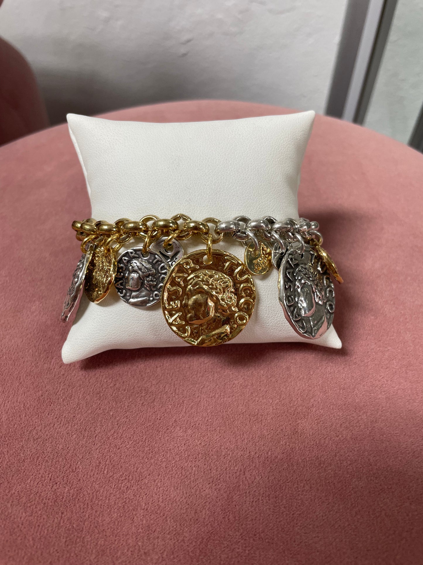Tucco Gold & Silver Set