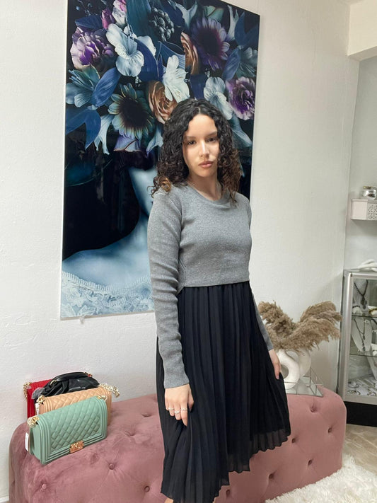 DRESS