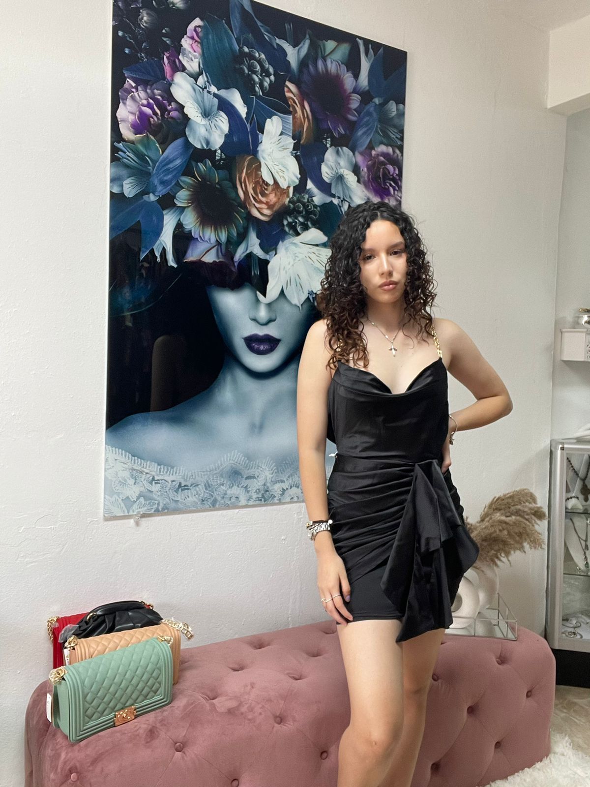 BLACK DRESS