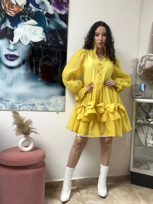 Yellow bow dress