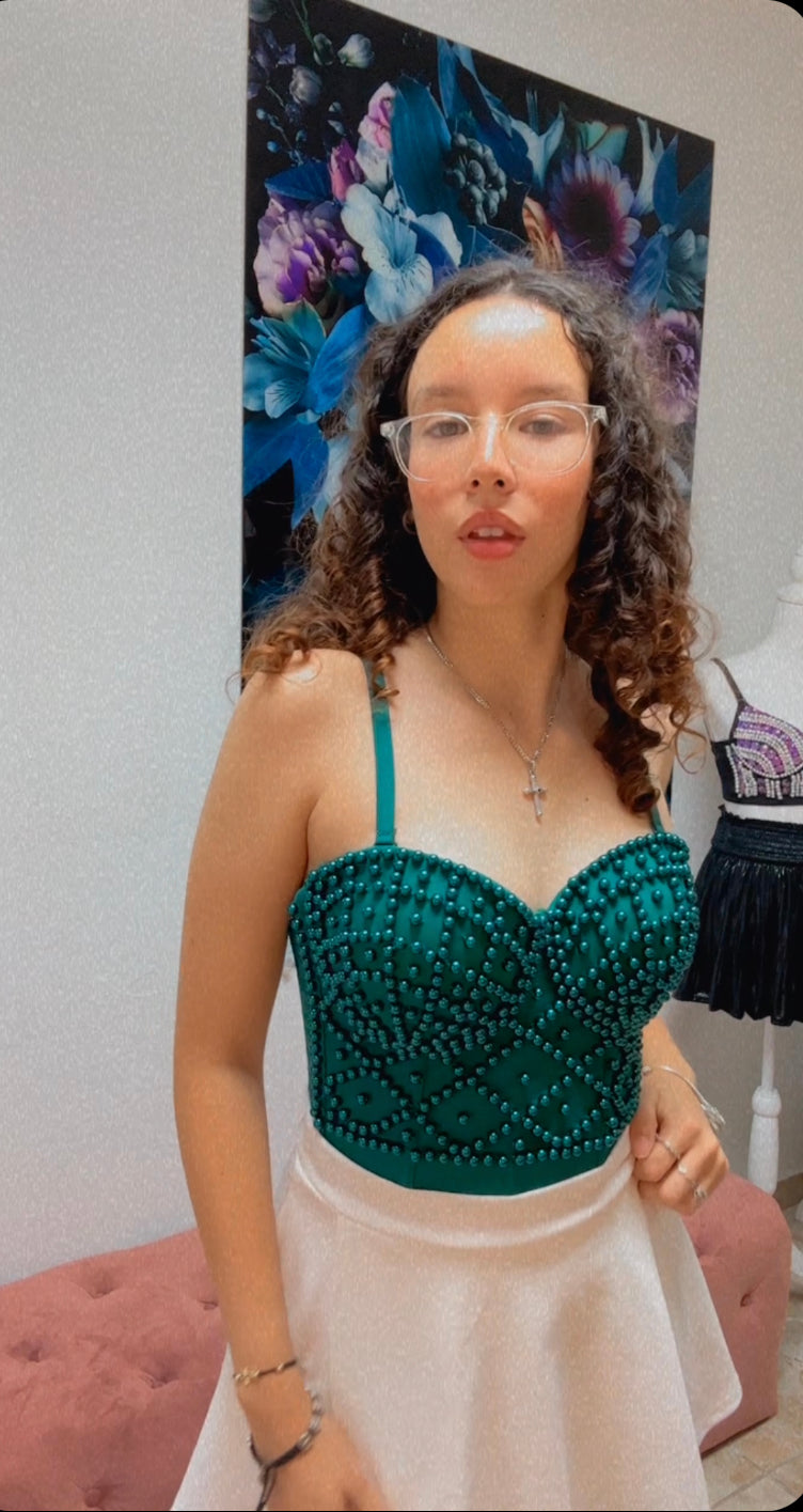 PEARL BUSTIER